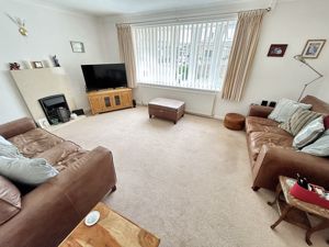 Lounge- click for photo gallery